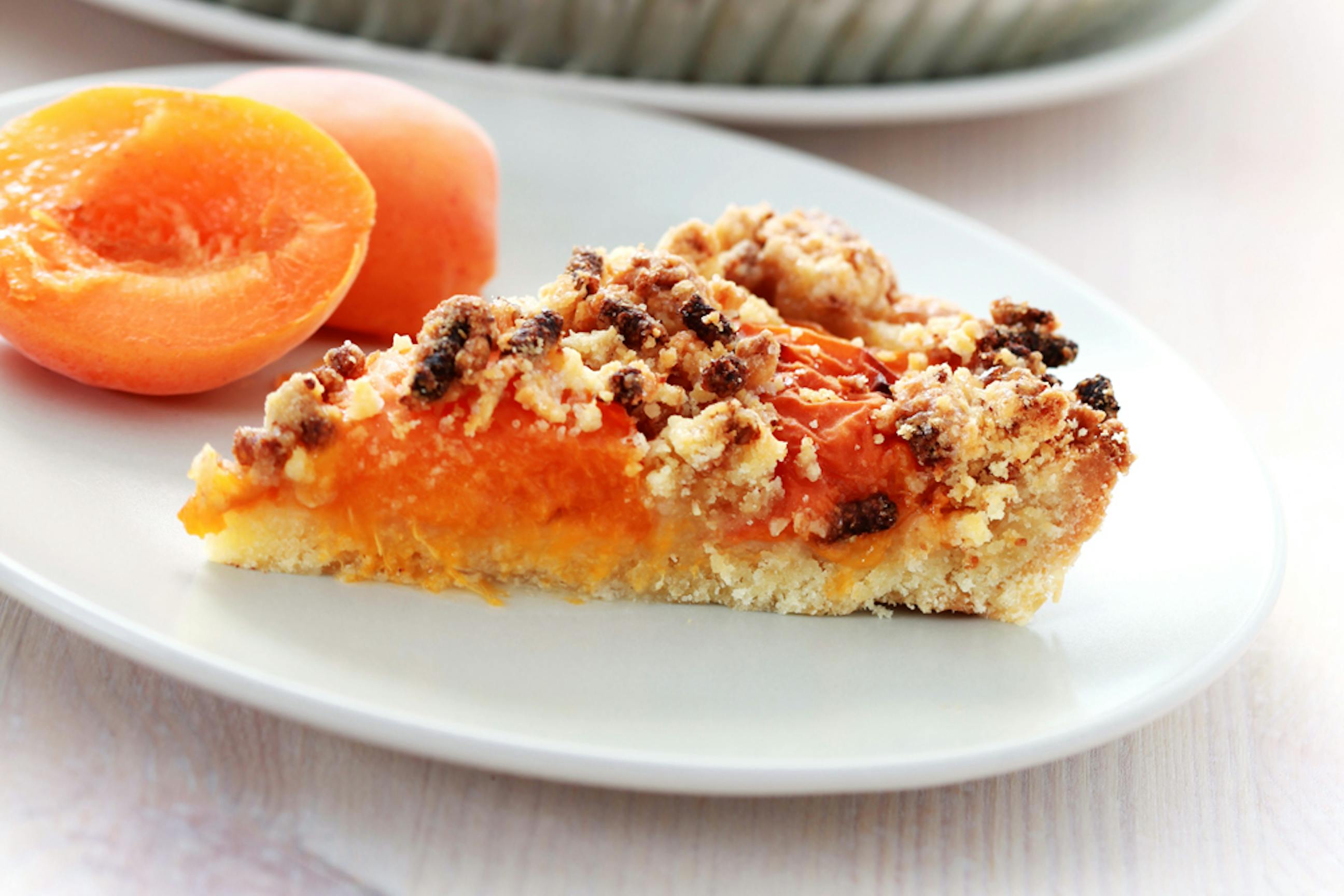 Aprikosencrumble torte mit Kompott